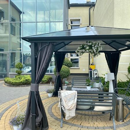 Apartamenty I Pokoje „Pod Jedynka” Konstantynów Łódzki Εξωτερικό φωτογραφία